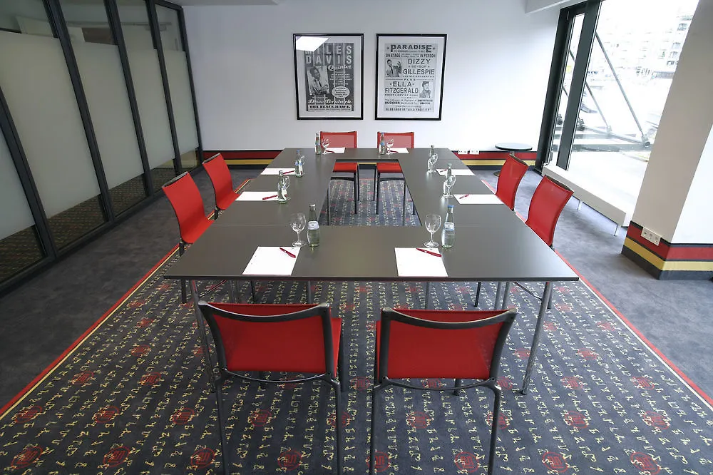Holiday Inn Munich - Leuchtenbergring By Ihg